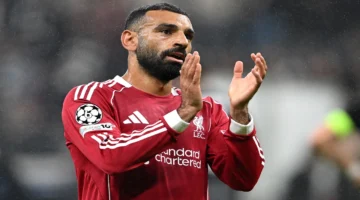 توتر العلاقة بين محمد صلاح وليفربول يتصاعد ويثير قلق الجماهير
